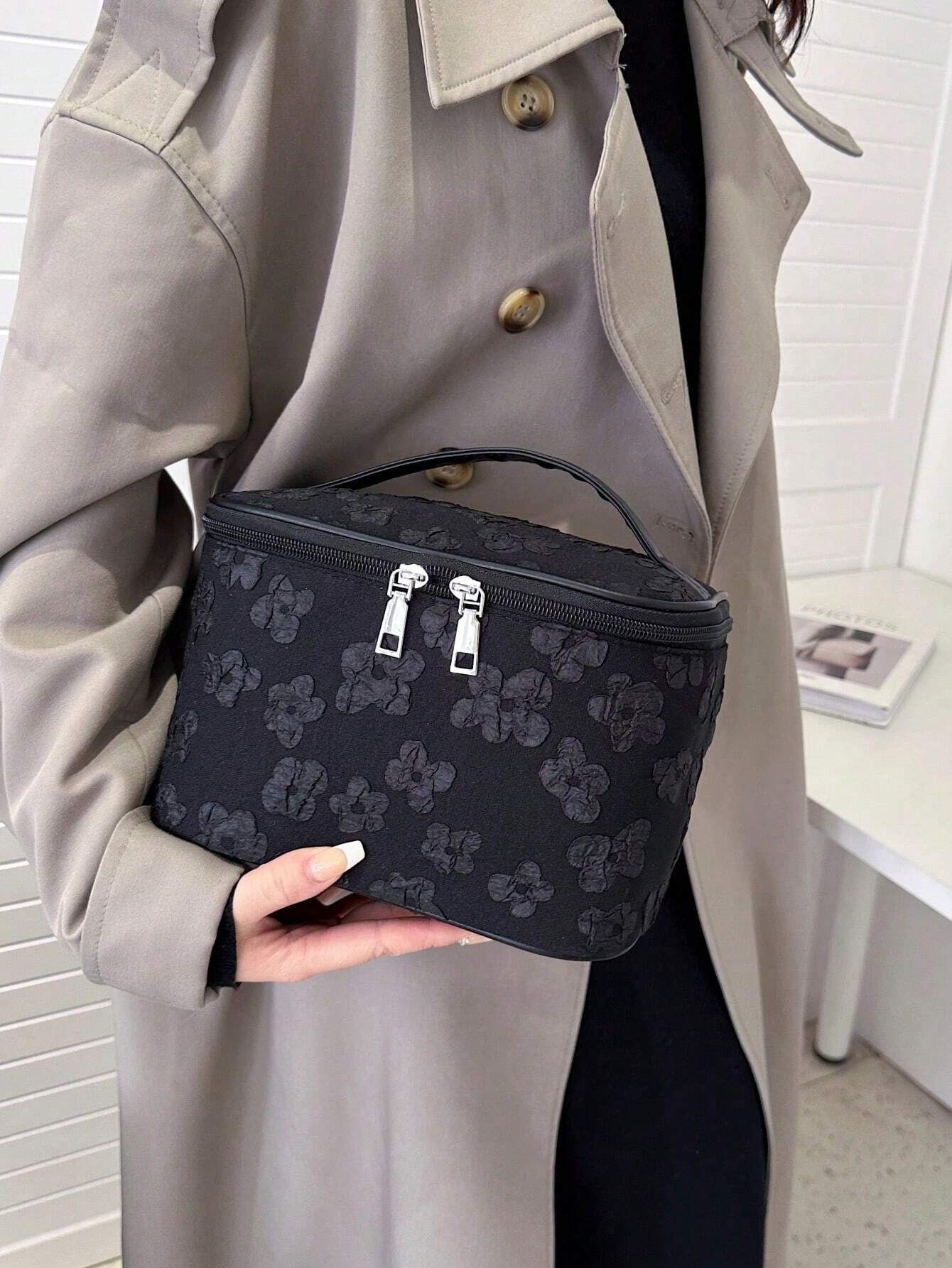 Floral Pattern Makeup Bag Top Handle Zip Around shein