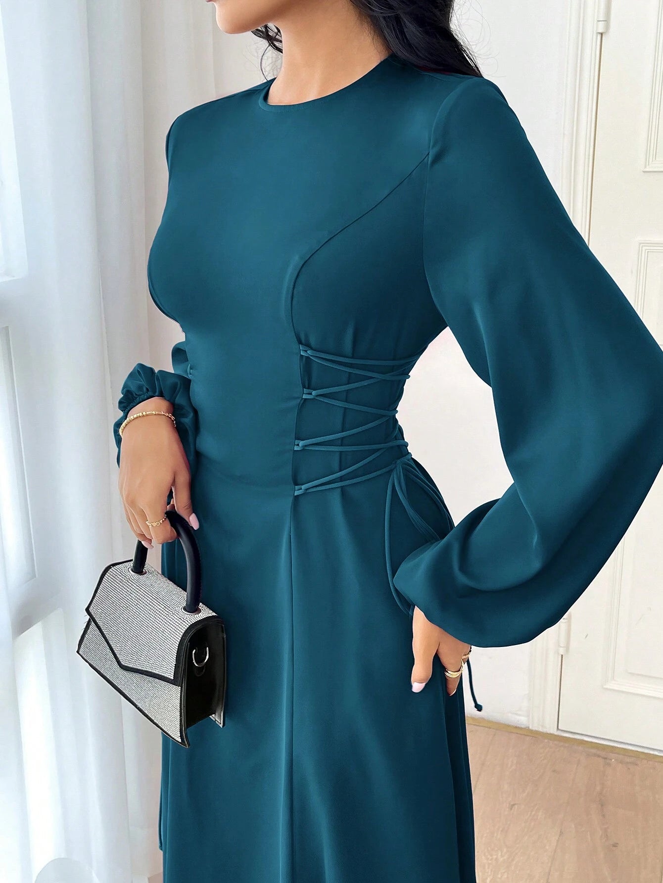 Modely Women's Solid Color Simple Daily Long Sleeve Dress shein