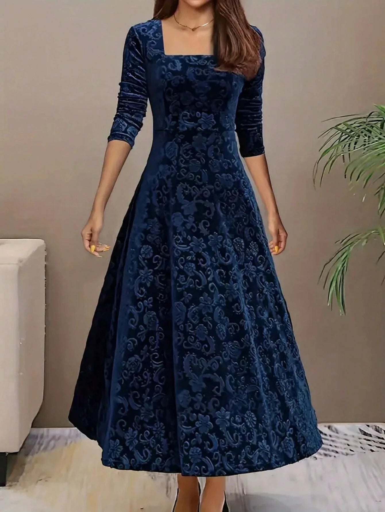 Floral Print Square Neck Velvet Long Sleeve Dress shein