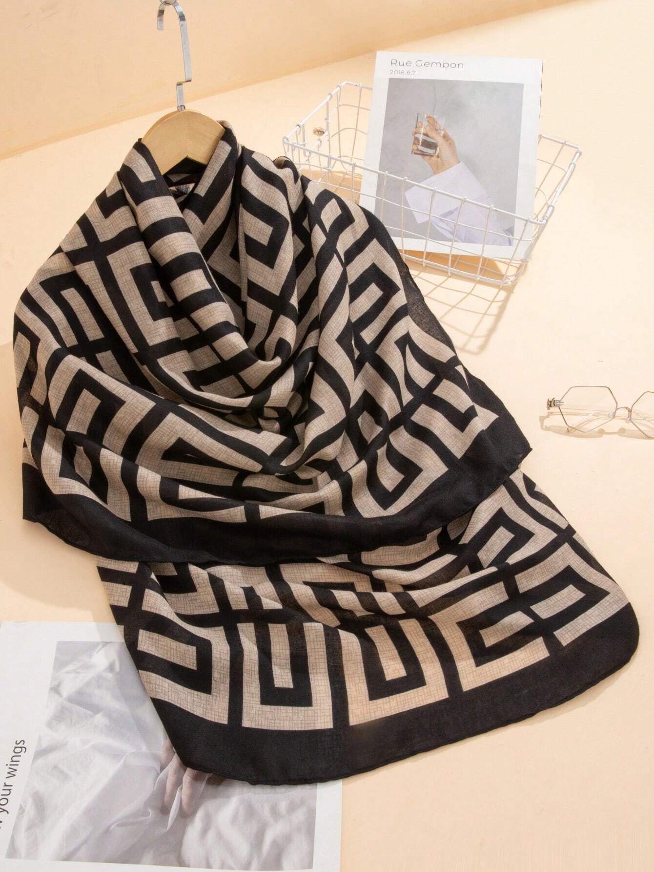 1pc Striped Pattern Scarf Classic Stylish Elegant
