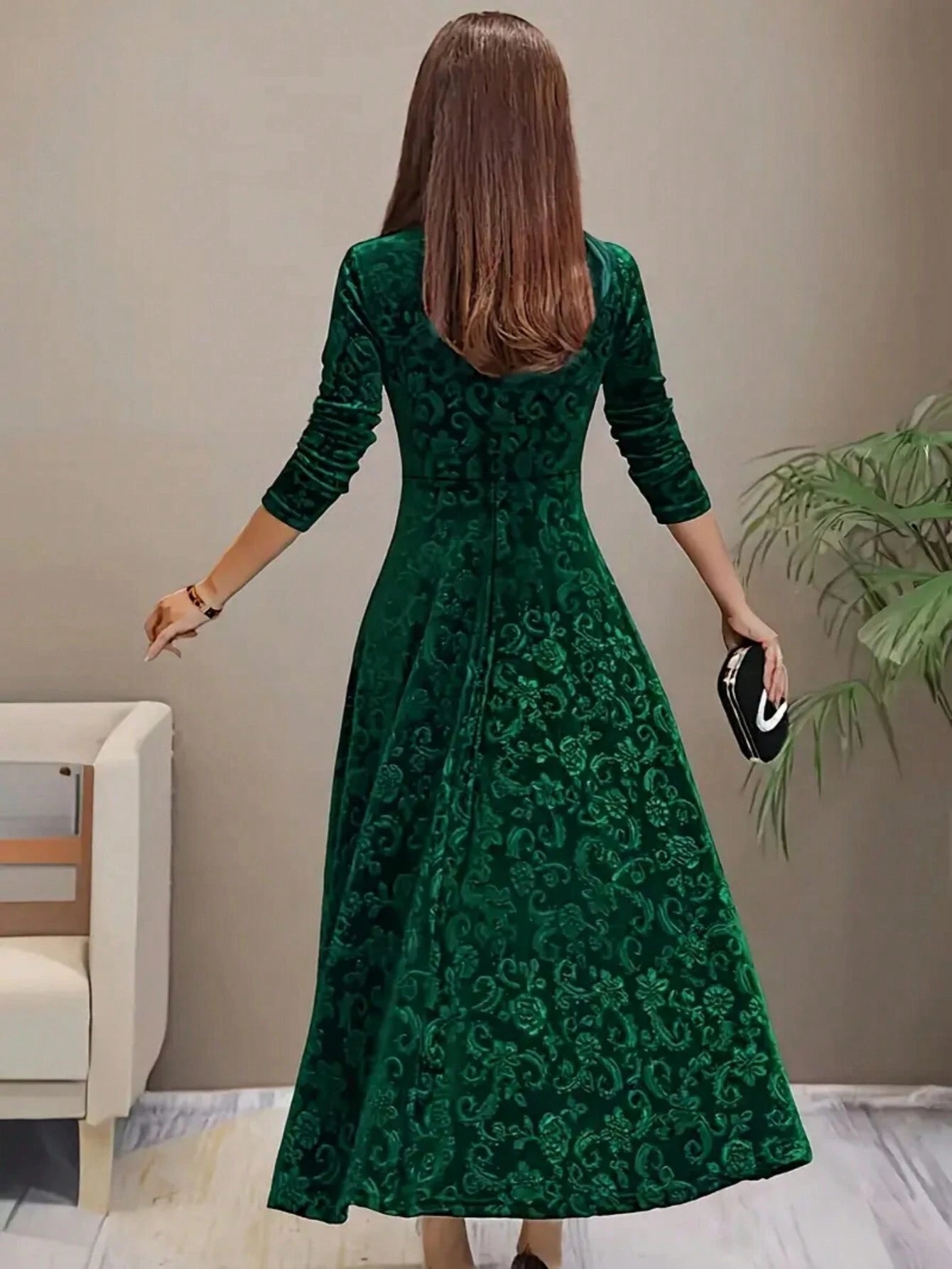 Floral Print Square Neck Velvet Long Sleeve Dress shein