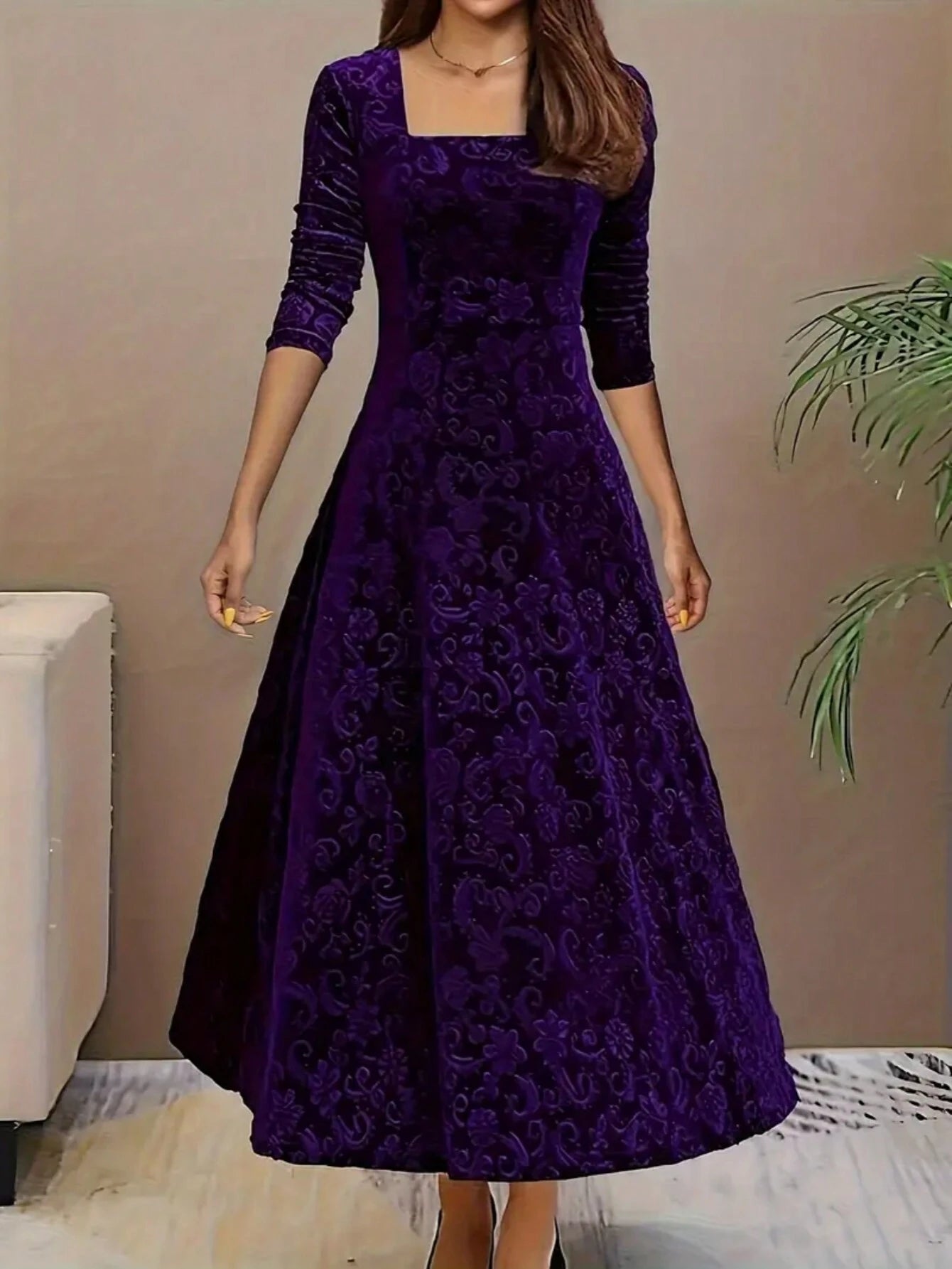 Floral Print Square Neck Velvet Long Sleeve Dress shein