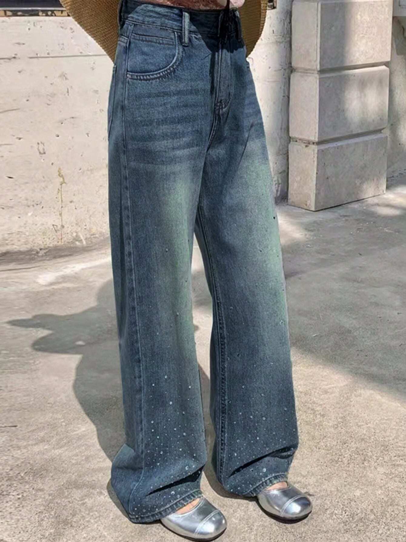 DAZY Women's All Over Floral Print Pocket Casual Wide Leg Jeans shein