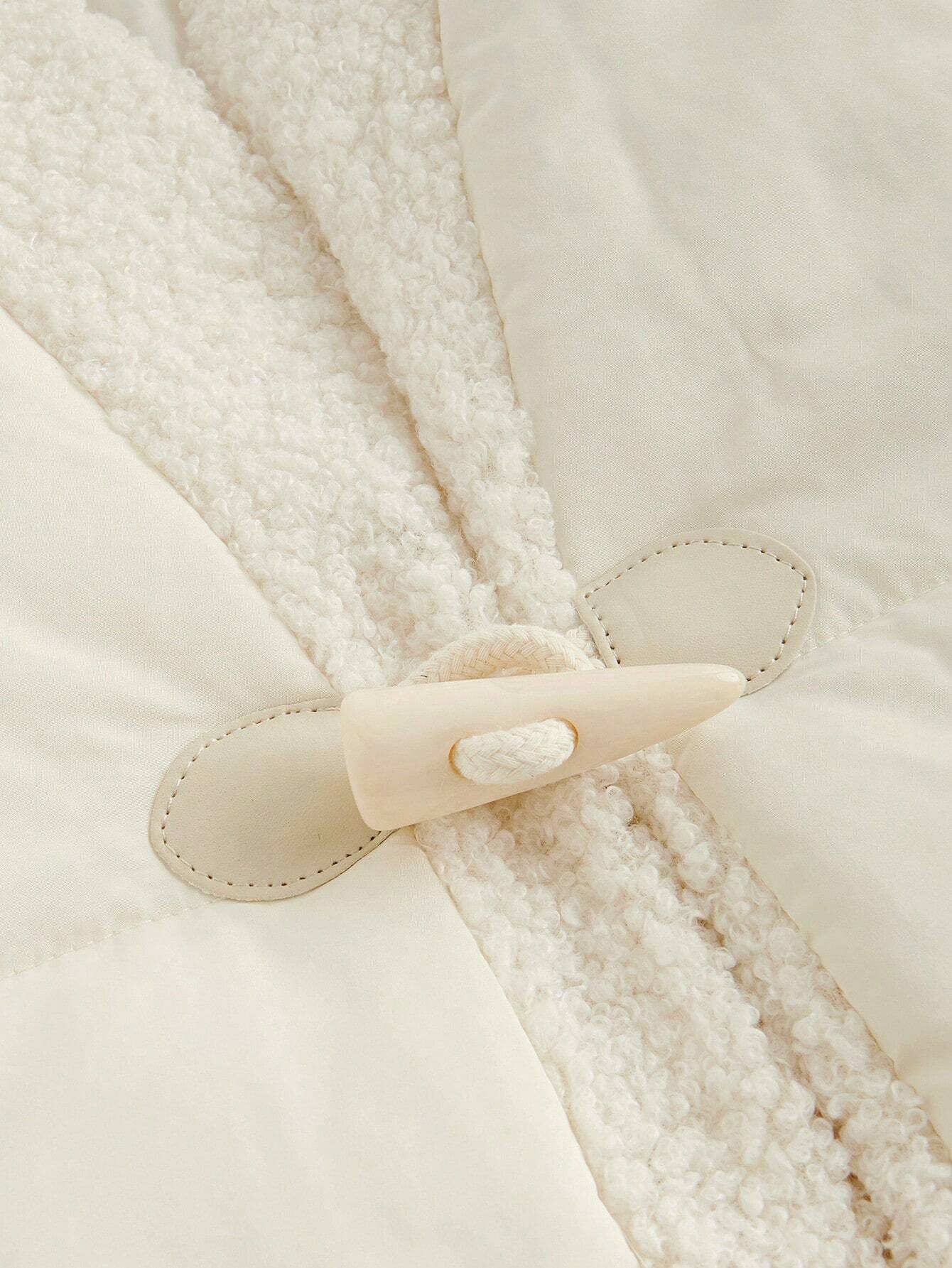 MOD Fluffy V-Neck Raglan Sleeve White Coat