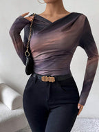 Privé 1pc Women Tie-Dye Floral Print V-Neck Slim Fit Knit Top shein