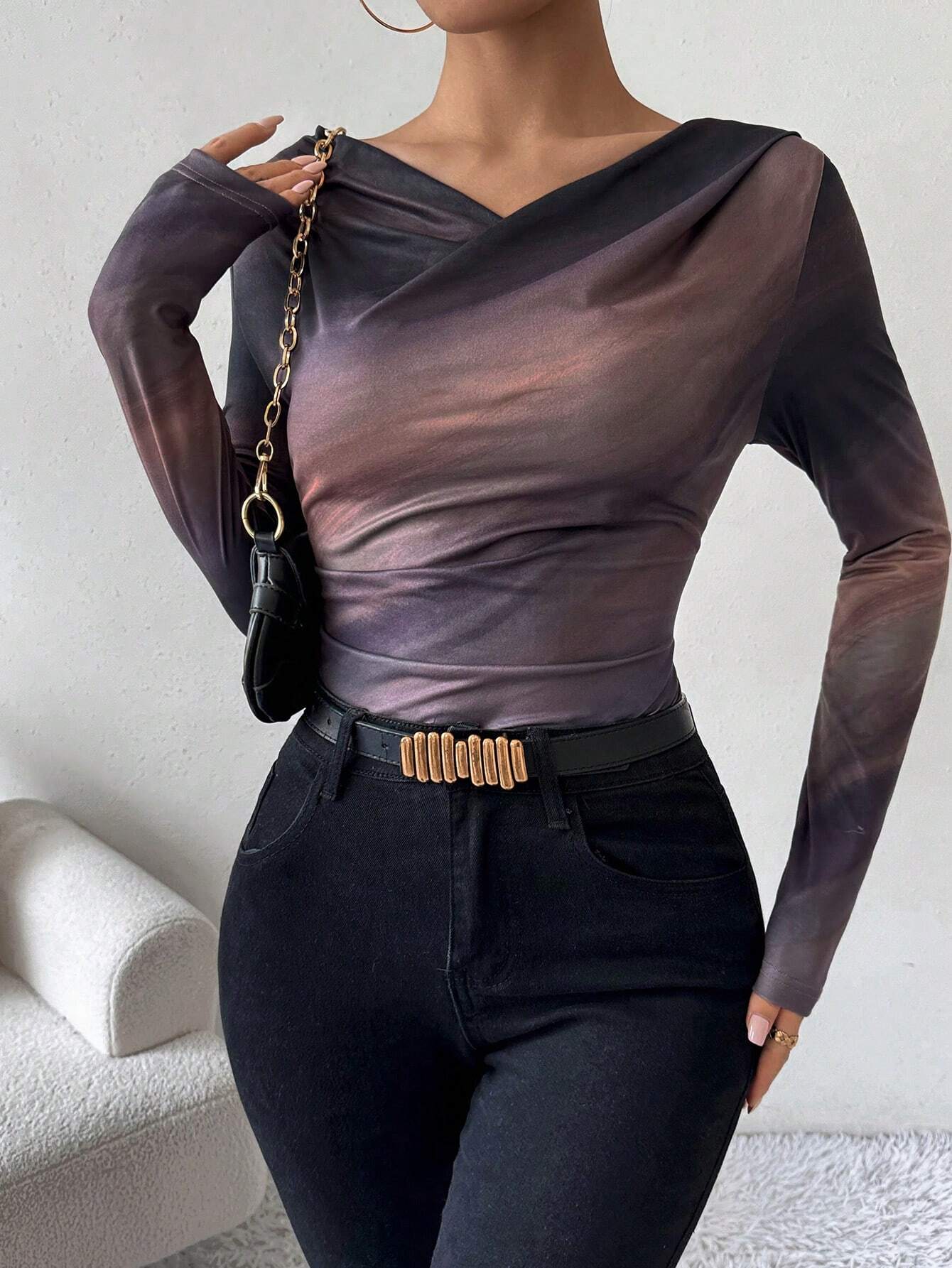 Privé 1pc Women Tie-Dye Floral Print V-Neck Slim Fit Knit Top shein