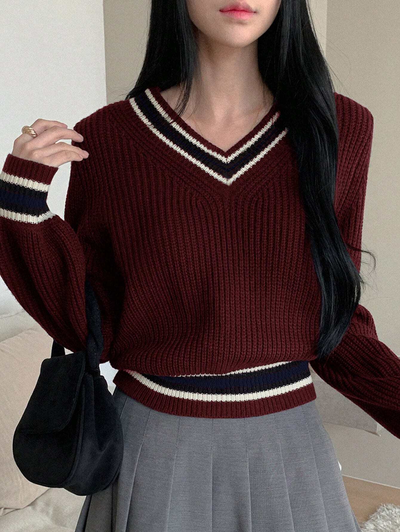 DAZY Color Block V-Neck Casual Women Sweater shein