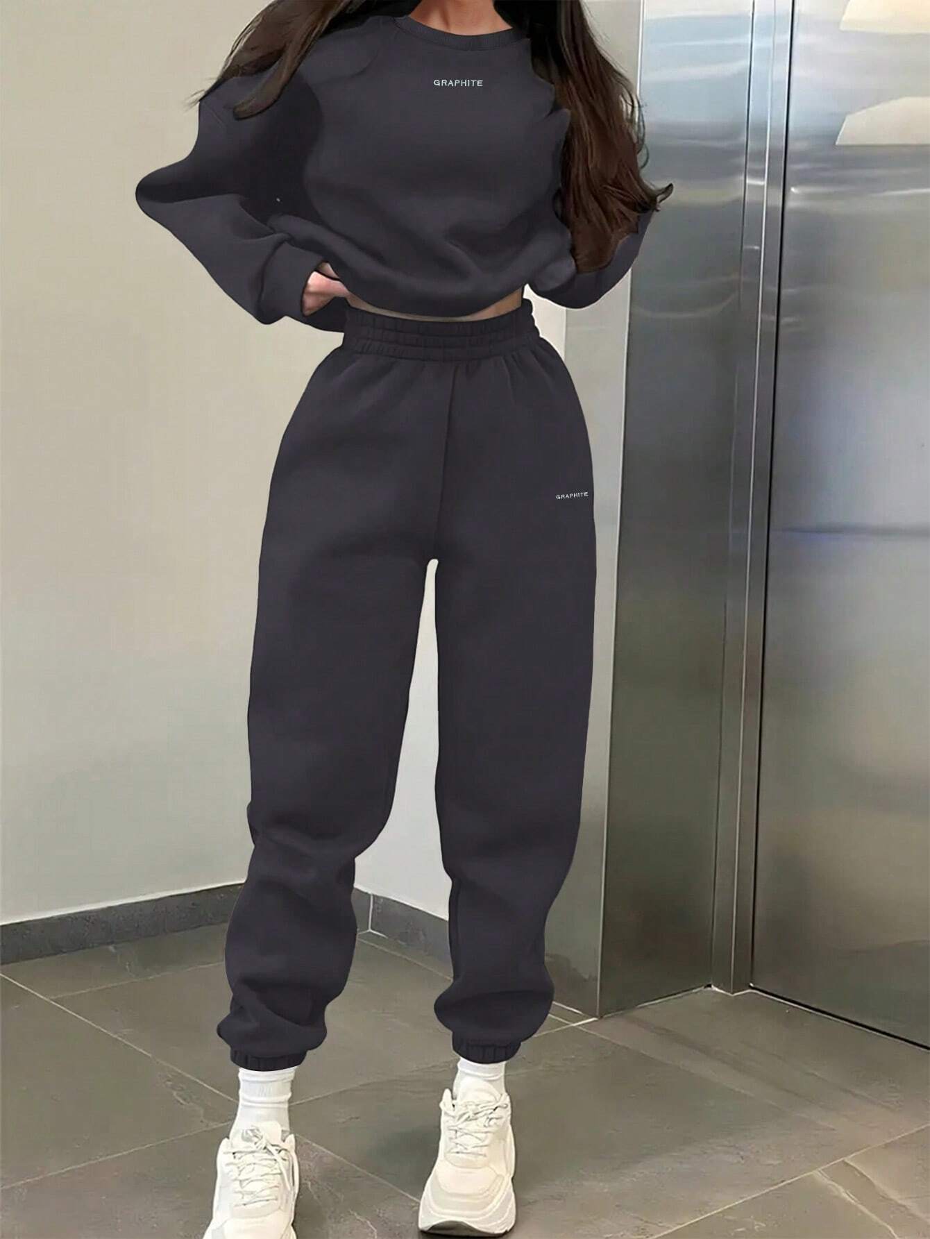 EZwear 2pcs Women's Casual Letter Print Sweatshirt And Sweatpants Set shein