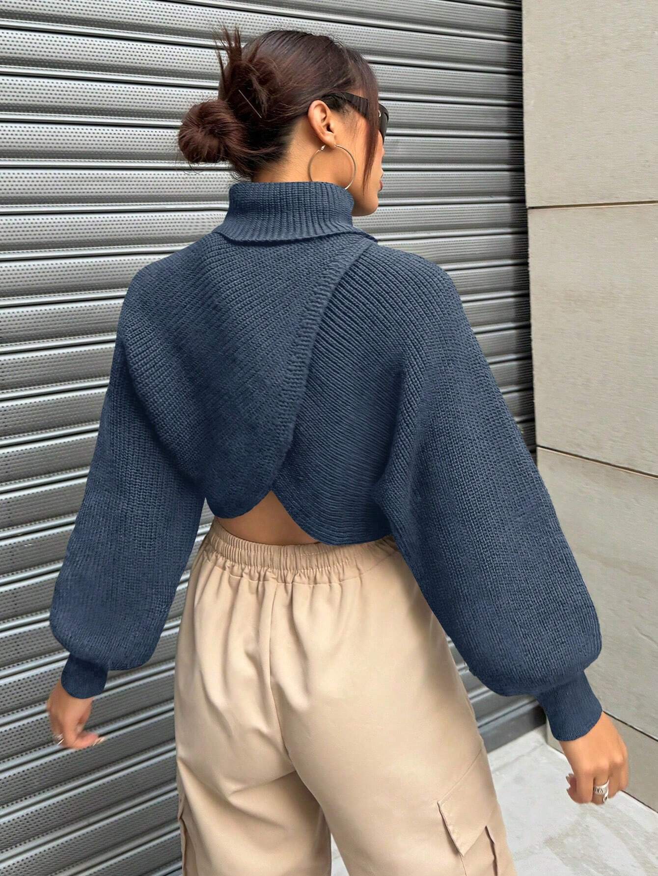 MOOSTA Turtleneck Asymmetrical Hem Short Casual Sweater shein