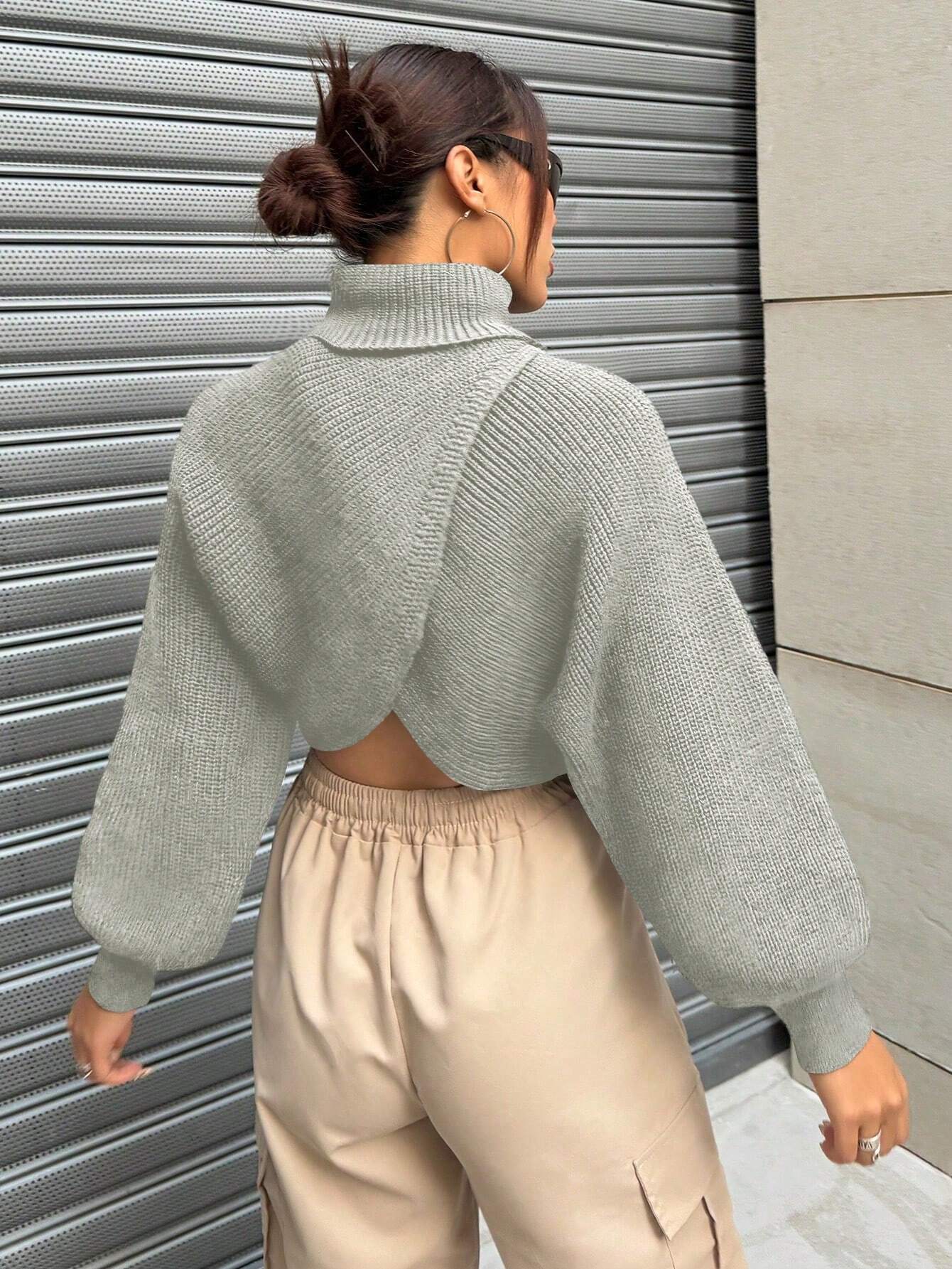 MOOSTA Turtleneck Asymmetrical Hem Short Casual Sweater shein