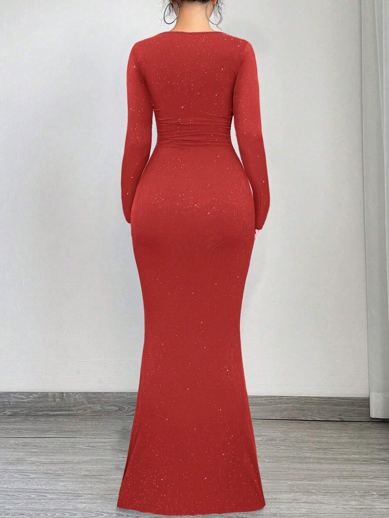 SXY Elegant And Glamorous Ruched Waist Fitted Black Glittery Square Neck Long Sleeve Dress shein