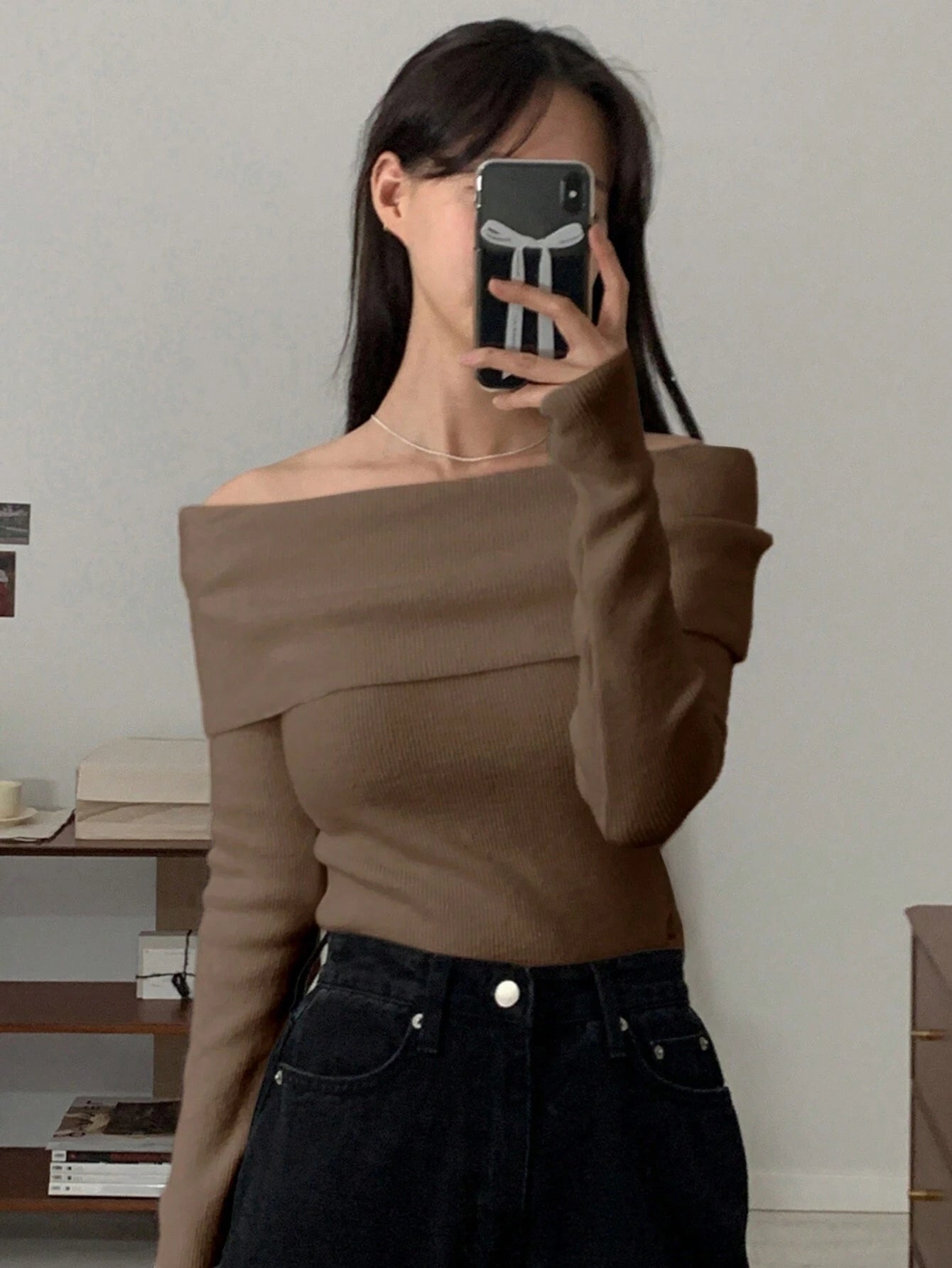 DAZY Women Casual & Elegant Solid Color Off-Shoulder Sweater shein