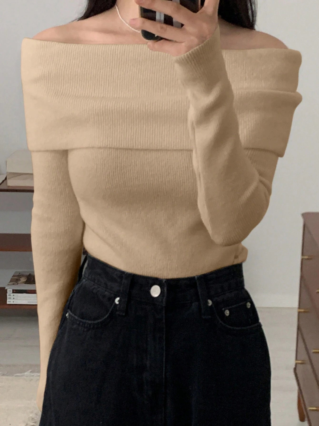 DAZY Women Casual & Elegant Solid Color Off-Shoulder Sweater shein
