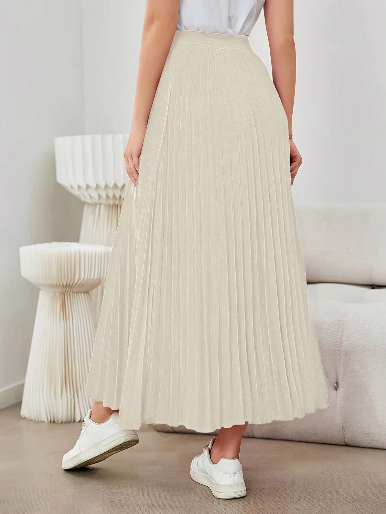 AZ Minimalist Pleated A-Line Skirt
