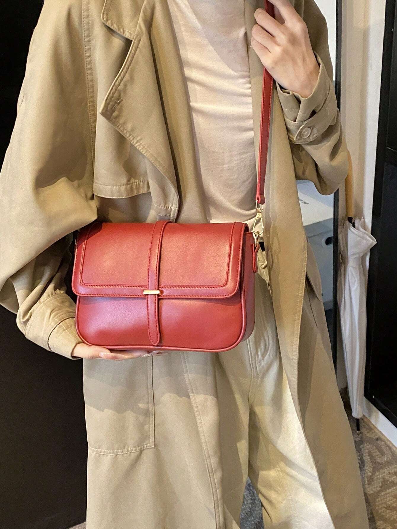 Lightweight,Business Casual Vintage Design Flap Square Bag shein