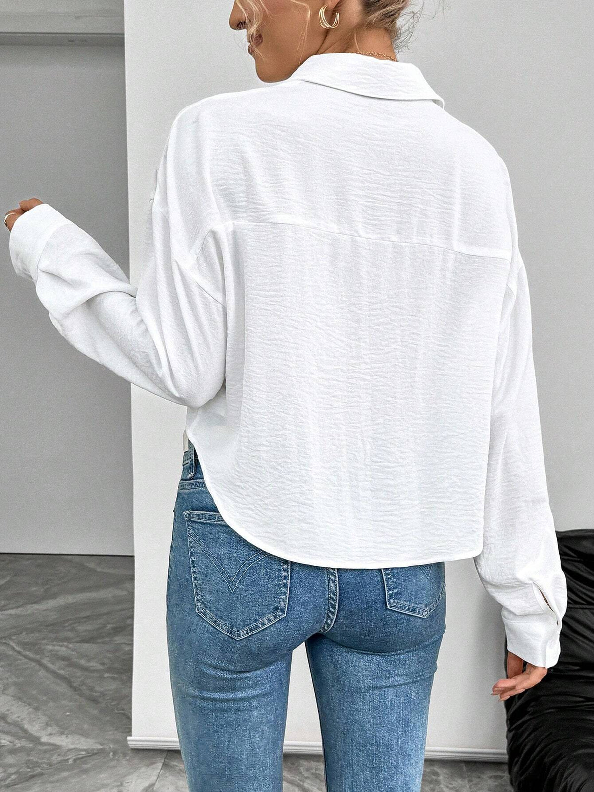 ChicEase Women Plain Button Front Long Sleeve Pocket Casual Shirt shein