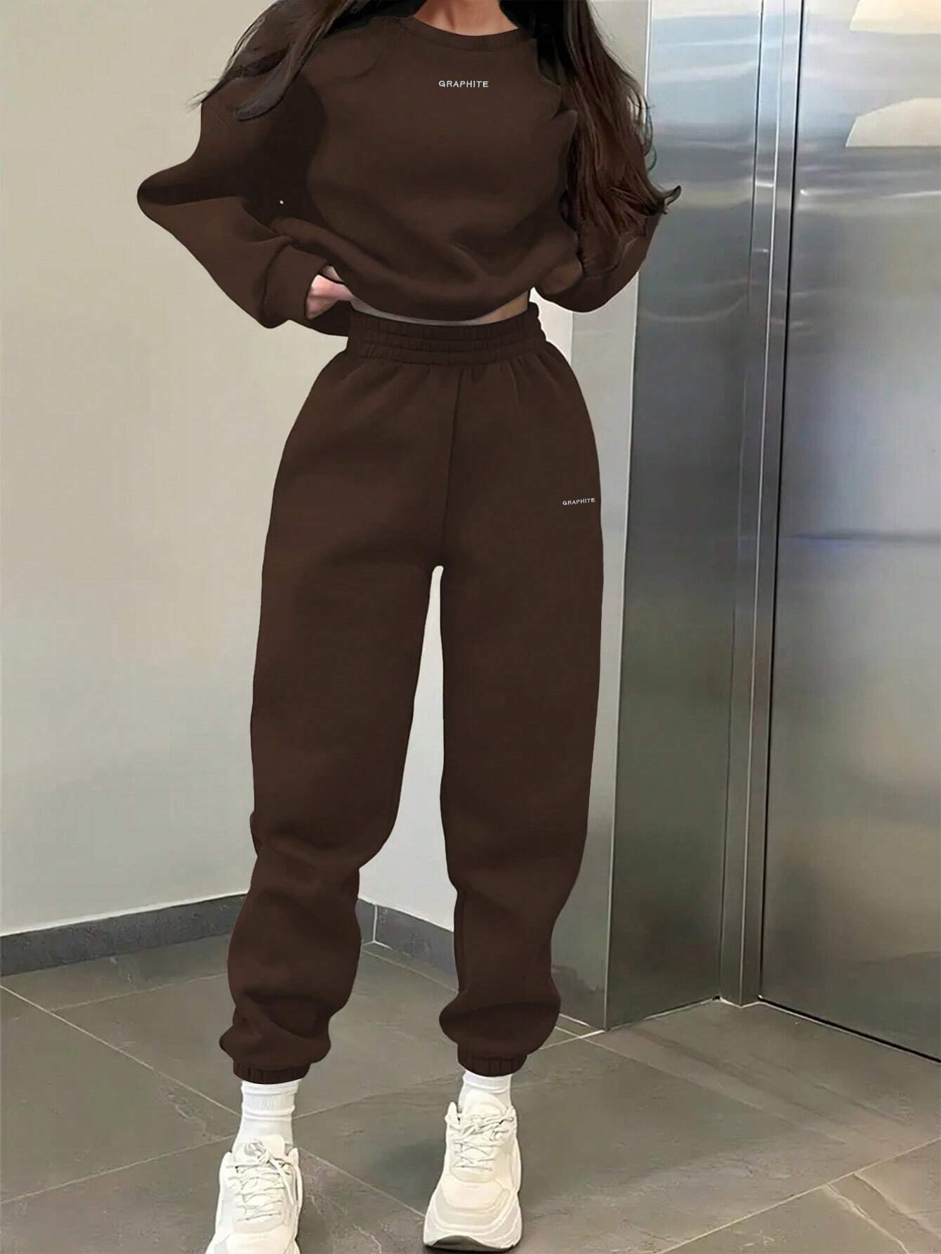 EZwear 2pcs Women's Casual Letter Print Sweatshirt And Sweatpants Set shein