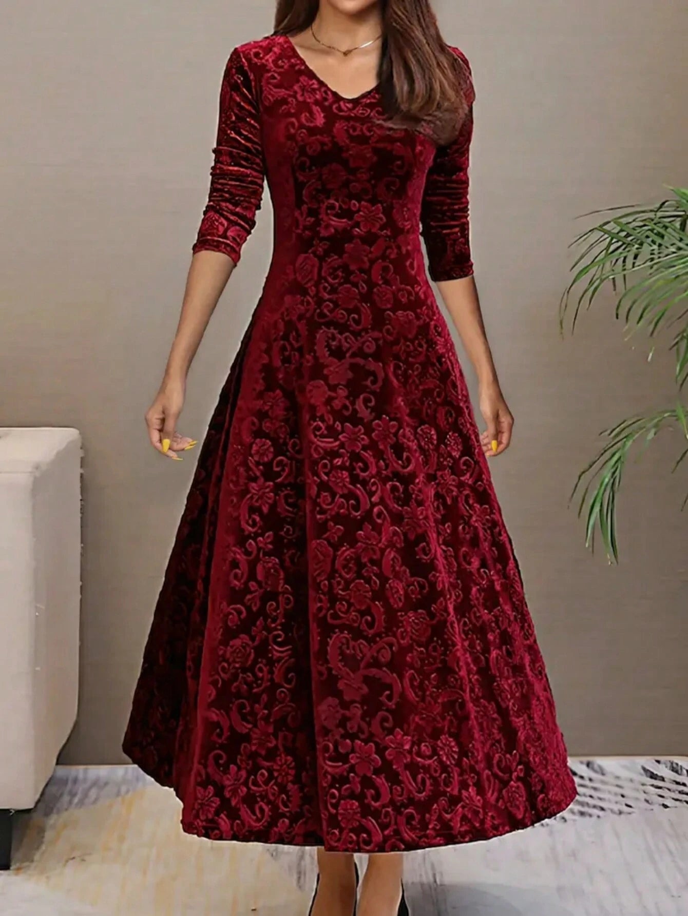 Floral Print Square Neck Velvet Long Sleeve Dress shein