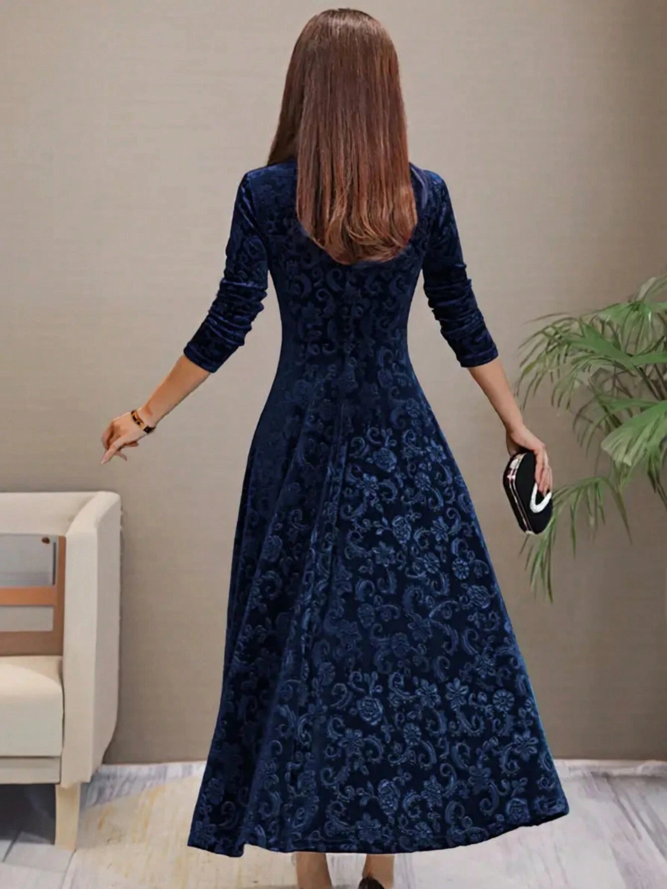 Floral Print Square Neck Velvet Long Sleeve Dress shein
