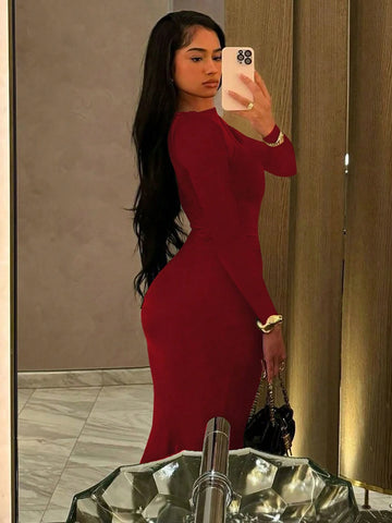 Fashionable Pleated Round Neck Long Sleeve Bodycon Dress