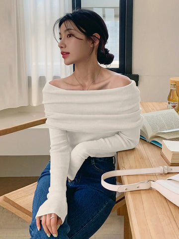 DAZY 1pc Women Off Shoulder Solid Fitted Mock Neck Sweater