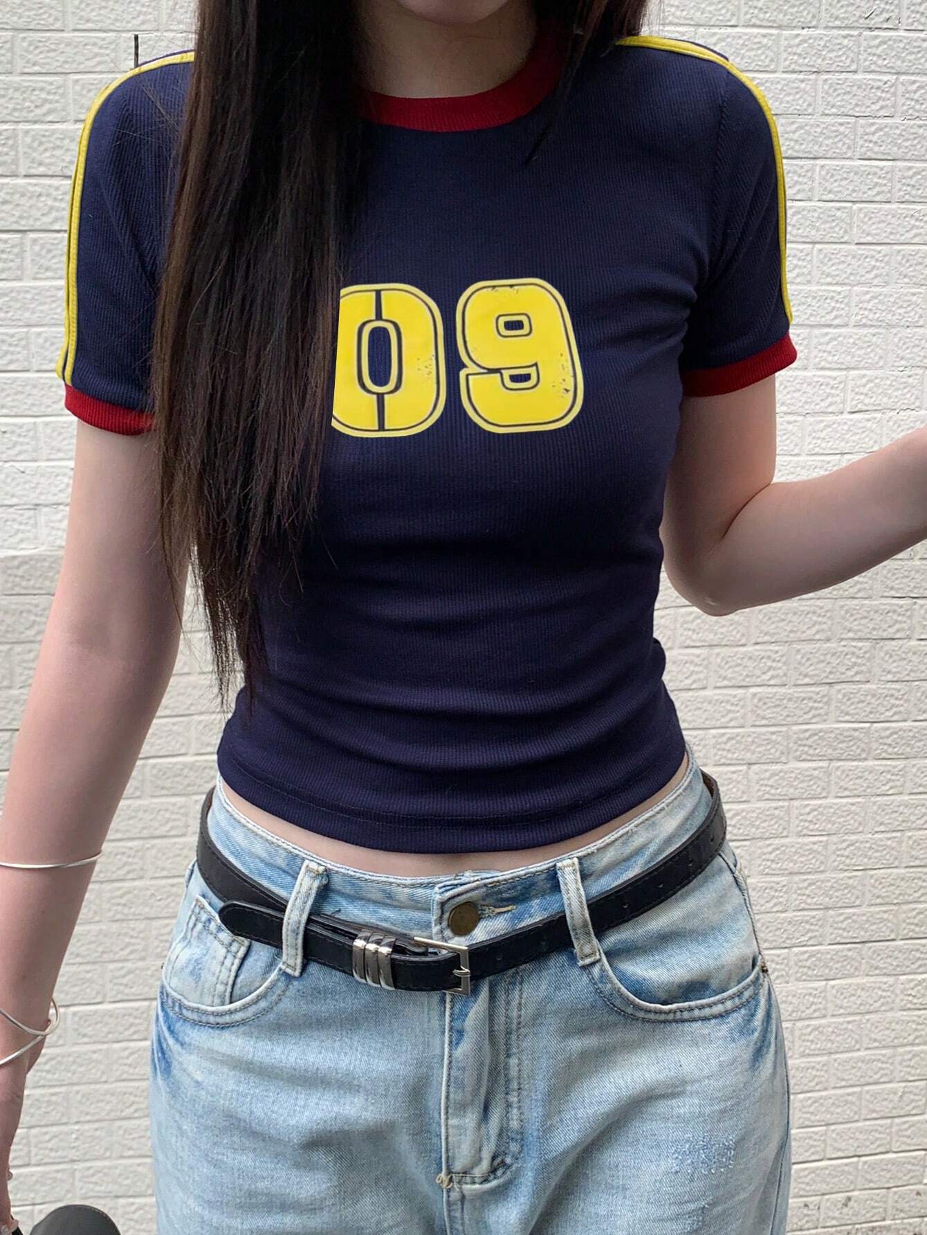 DAZY Women's Colorblock Striped Print Casual Short Sleeve Sports T-Shirt shein