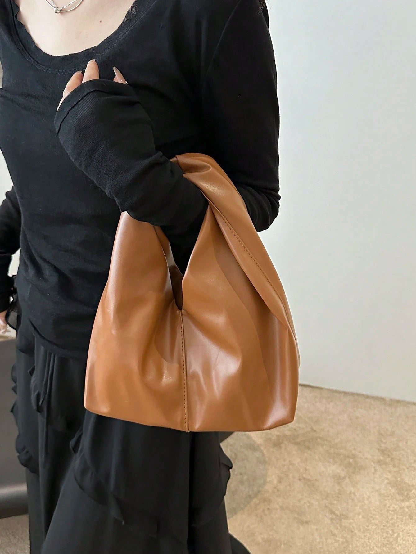 Fashionable & Versatile Solid Color New PU Shoulder Bag shein