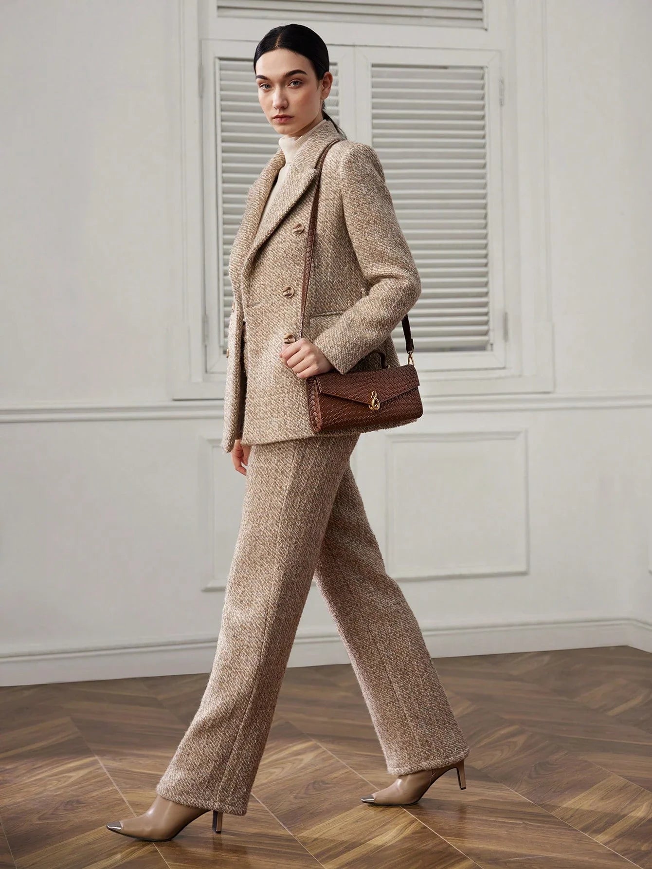 MOTF PREMIUM TEXTURED SQUARE TOP HANDLE BAG shein