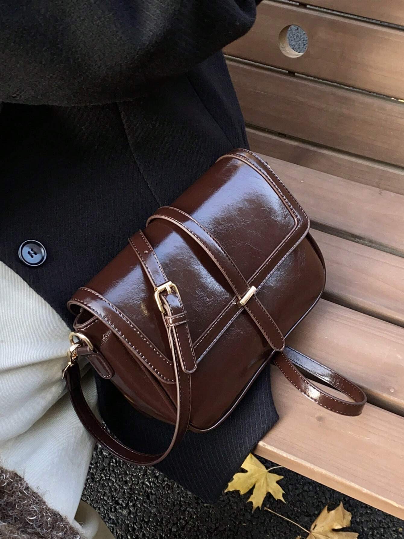 Lightweight,Business Casual Vintage Design Flap Square Bag shein