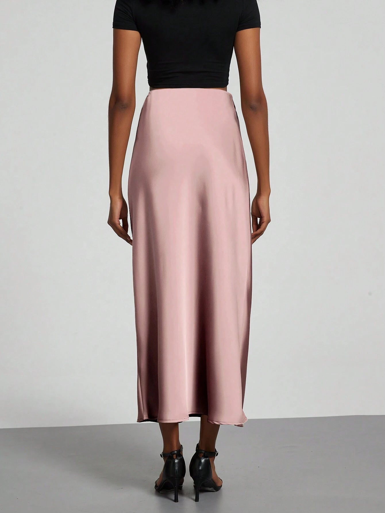 Women's Fashion Casual Stretch Silk Satin Texture Satin Skirt shein