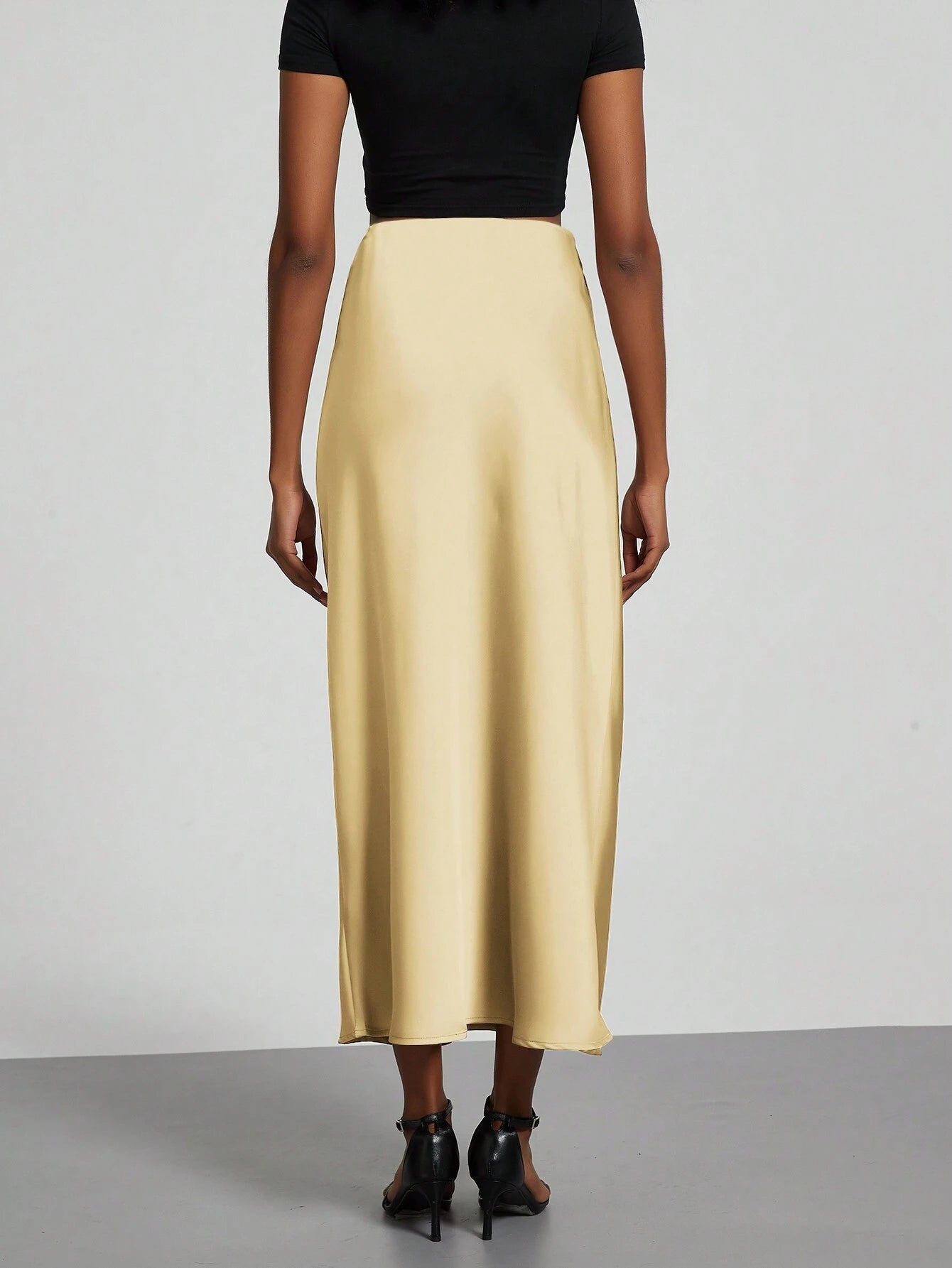 Women's Fashion Casual Stretch Silk Satin Texture Satin Skirt shein