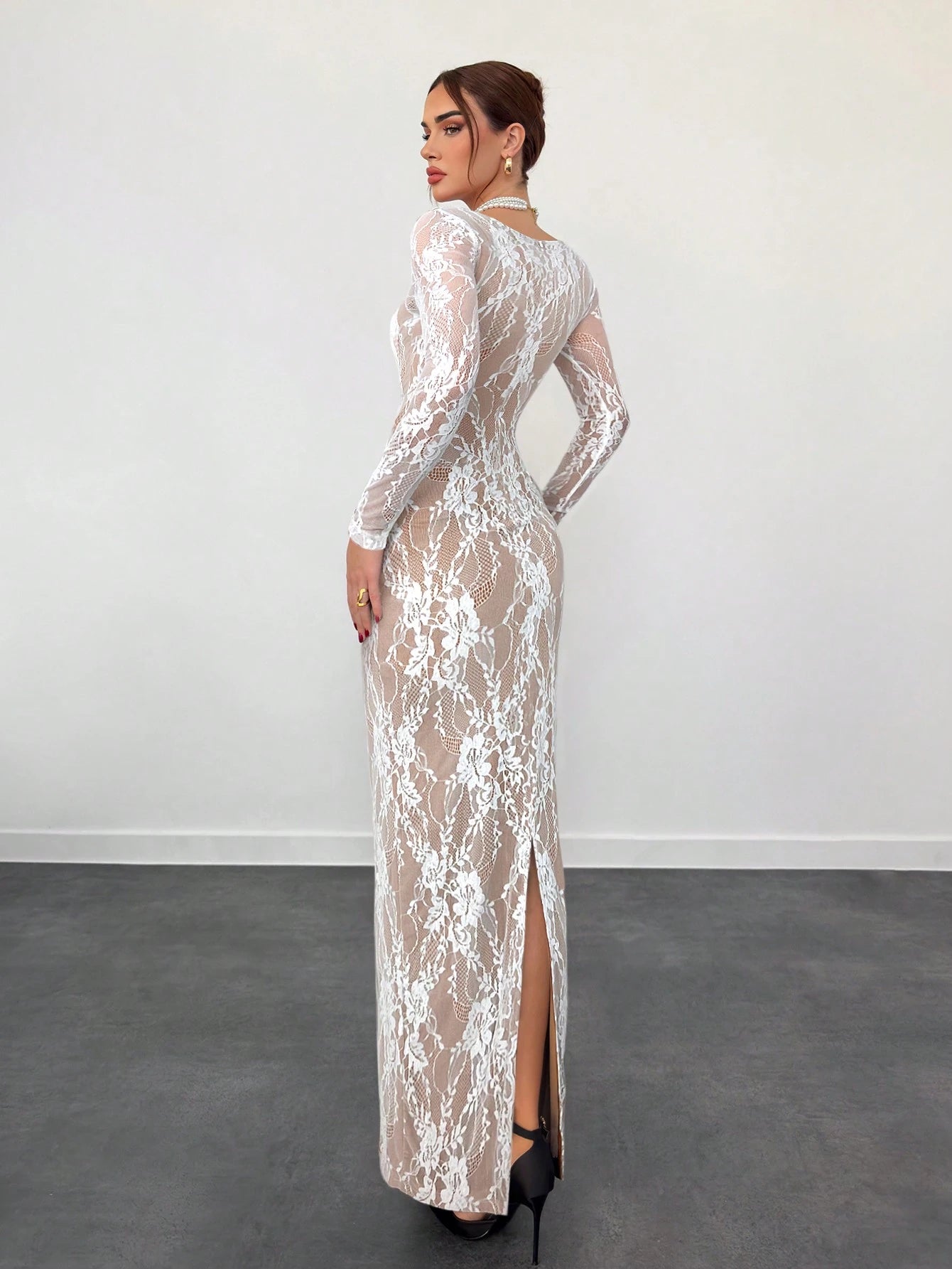 Sexy S-Shaped Lace Long Sleeve Cupped Corset Collar Slim Fitted Floor Length Dress shein