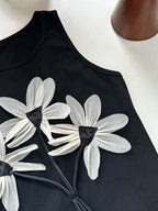 Raffinéa Women's Crew Neck Sleeveless Floral Decor Simple Casual Elegant Tank Top shein