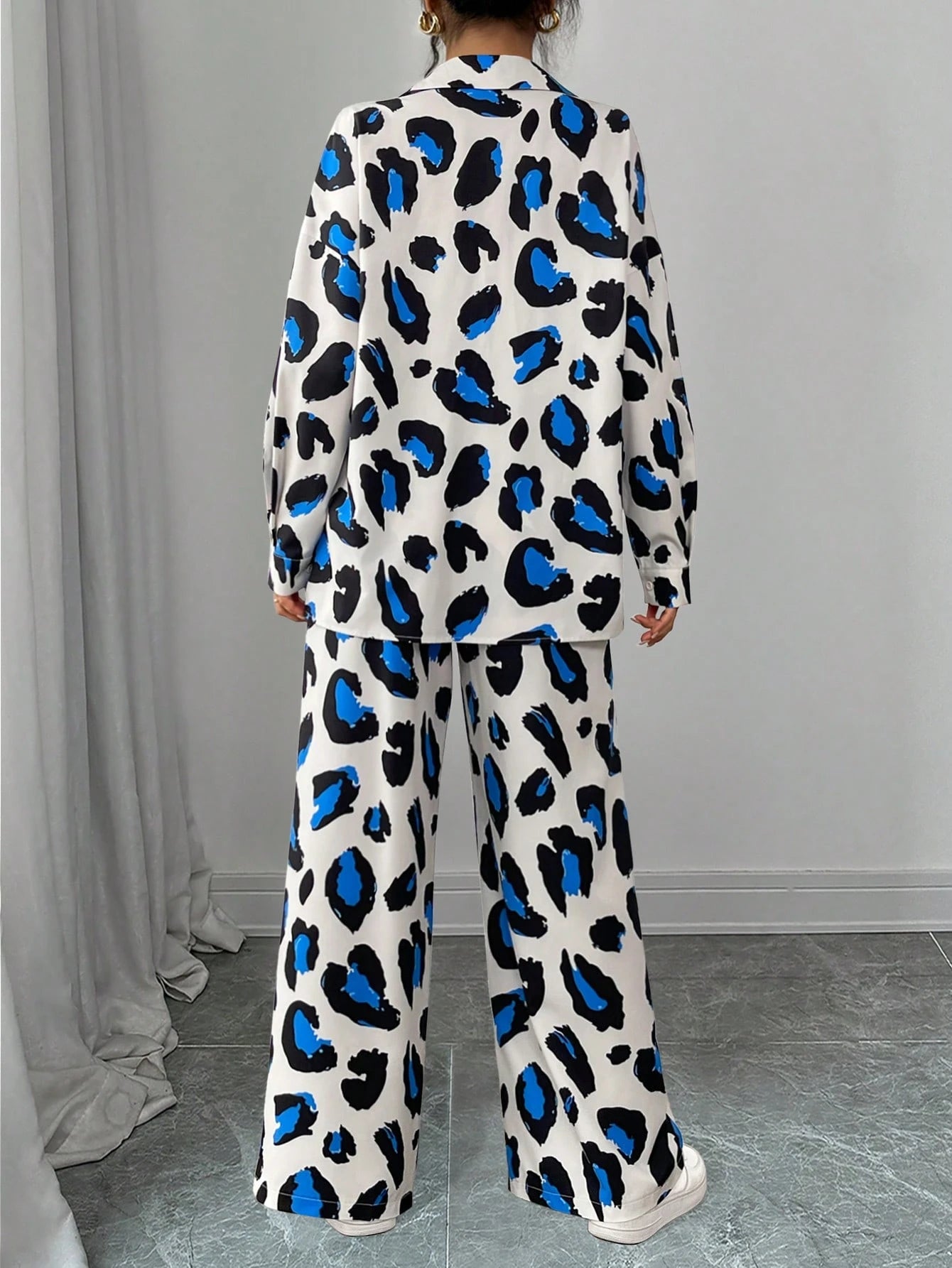 Women Casual Leopard Print Shirt And Pants Set shein