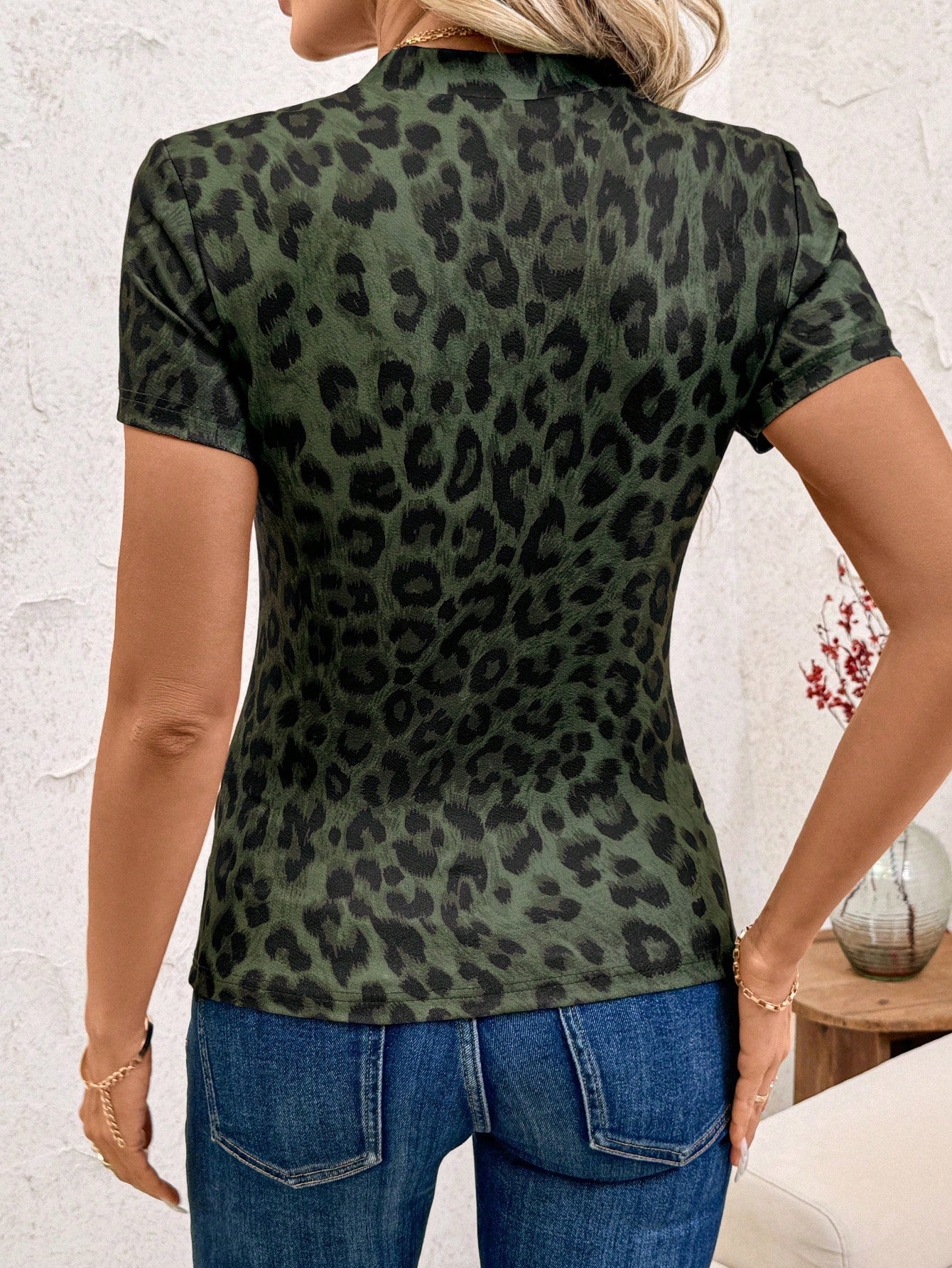 Clasi Houndstooth Print Short Sleeve Knit T-Shirt shein