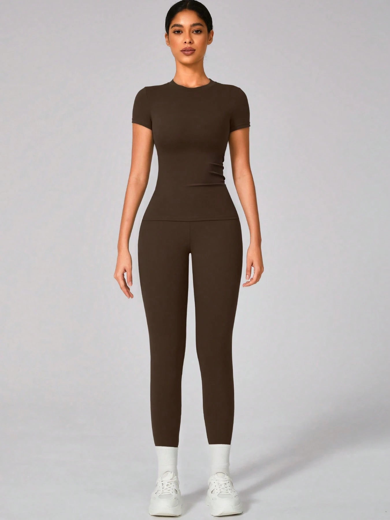 2pcs Women Soft Moisture Wicking Crew Neck Short Sleeve Top And Elastic Yoga Sports Pants