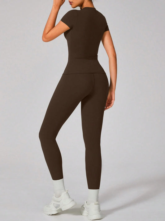 2pcs Women Soft Moisture Wicking Crew Neck Short Sleeve Top And Elastic Yoga Sports Pants