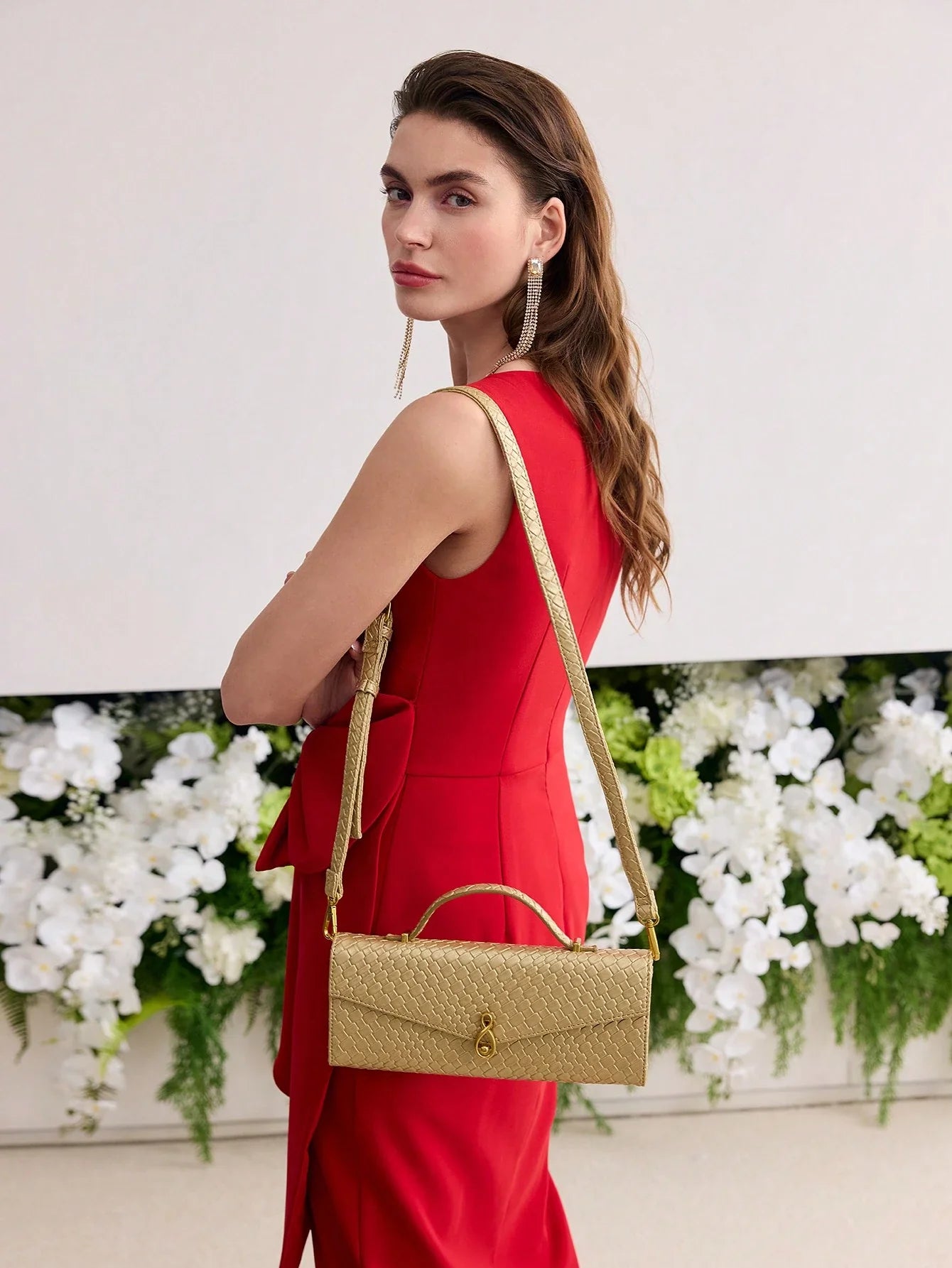 MOTF PREMIUM TEXTURED SQUARE TOP HANDLE BAG shein