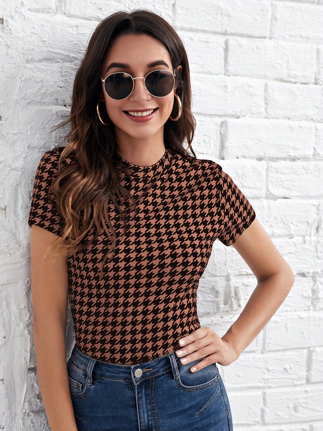 Clasi Houndstooth Print Short Sleeve Knit T-Shirt shein