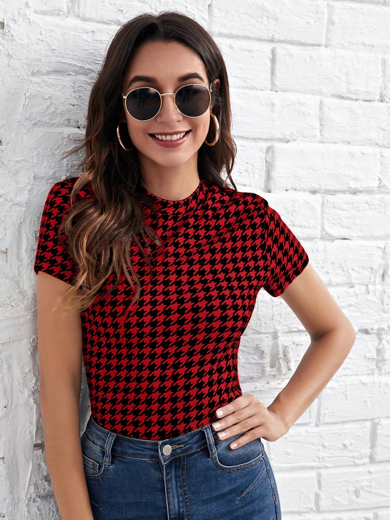 Clasi Houndstooth Print Short Sleeve Knit T-Shirt shein
