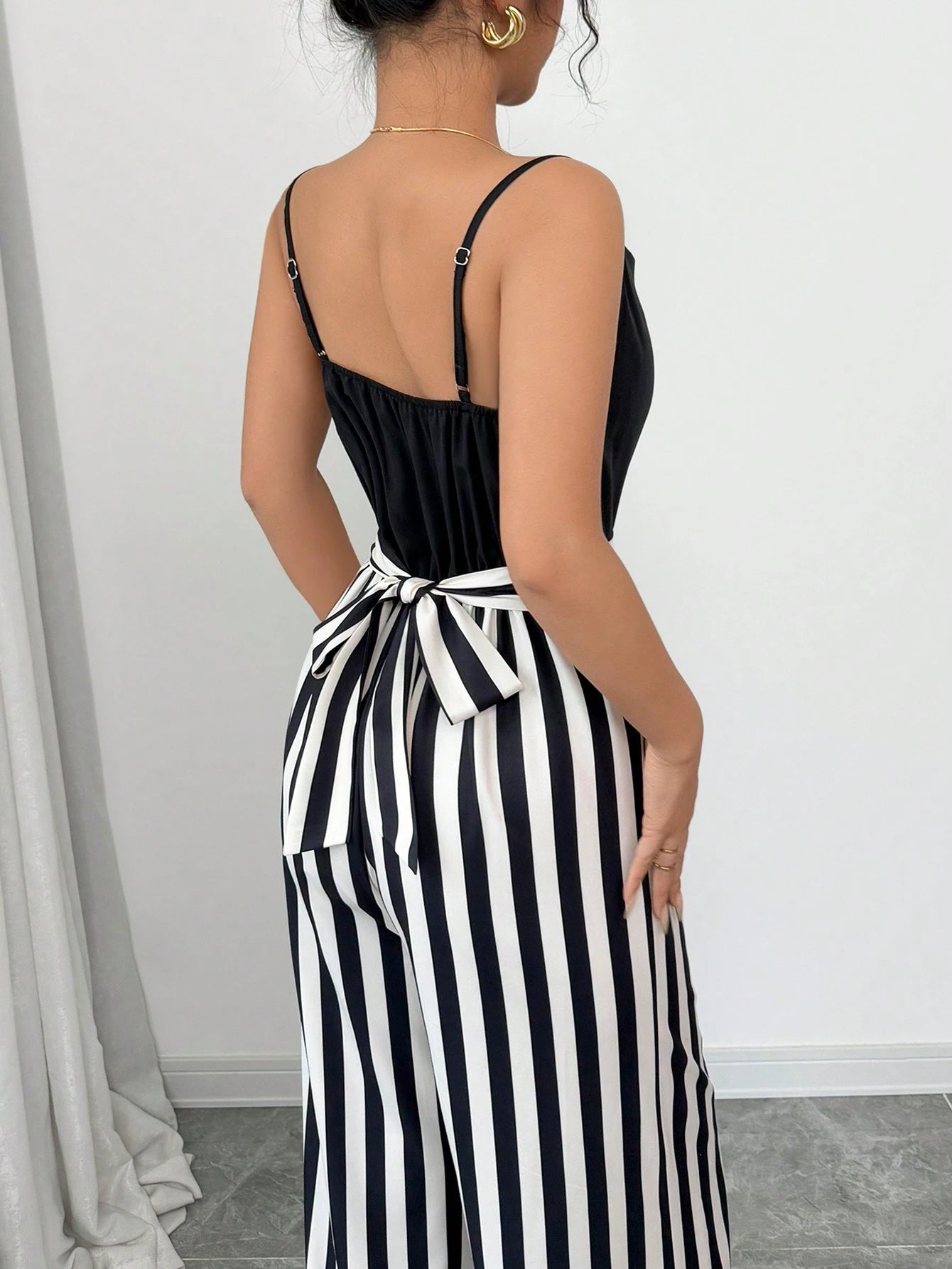 Women's Elegant Solid Color Lapel Strap Contrast Striped Waist Tie Bow Elegant Jumpsuit