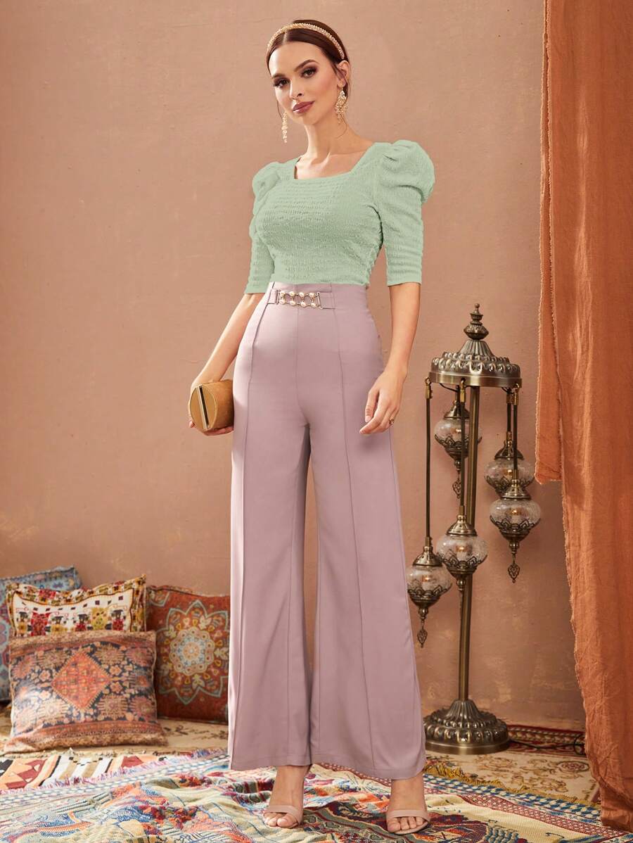 Modely Women's Square Neck Puff Sleeve T-Shirt shein