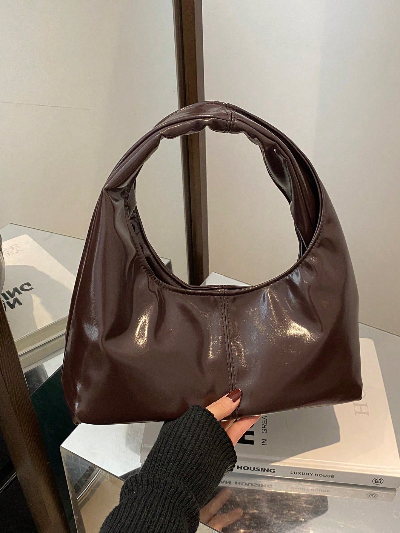 Fashionable & Versatile Solid Color New PU Shoulder Bag shein