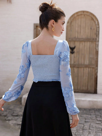 Rosie Delicate Romantic French Style Floral Embroidery Puff Sleeve Cropped Top