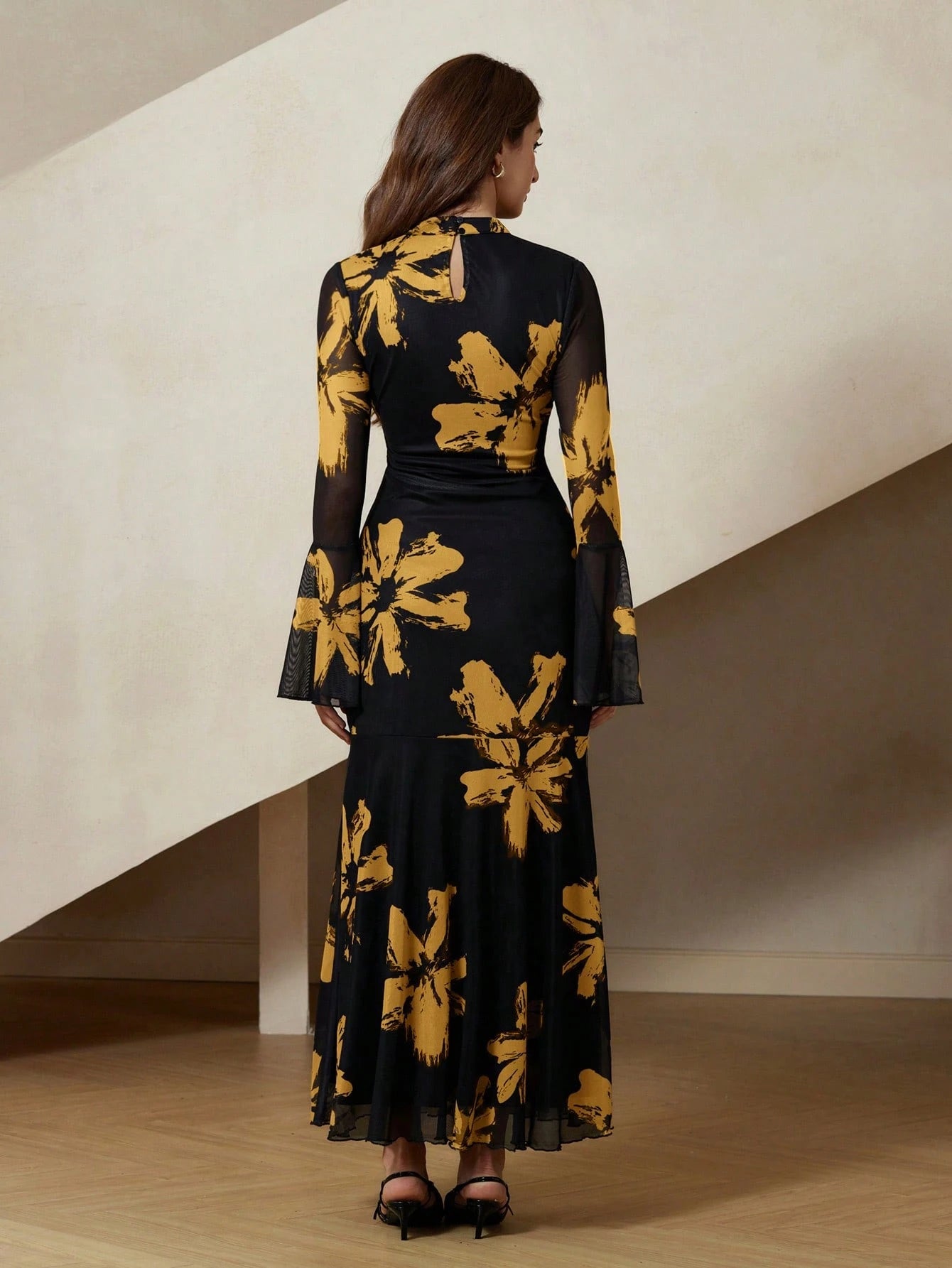 Rosie Elegant French Style Floral Print Bodycon Dress With Flared Sleeves And Mesh Details shein