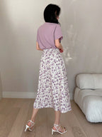 DAZY Solid Tee & Floral Print Skirt shein