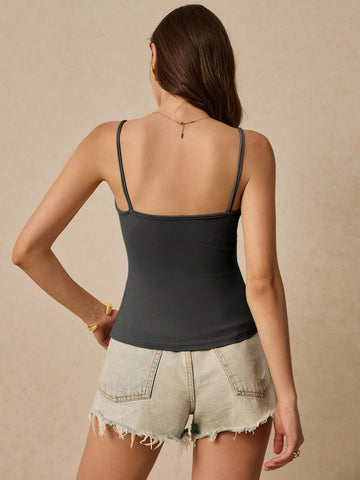 Women's Casual Versatile Solid Color Camisole With Chest Pad