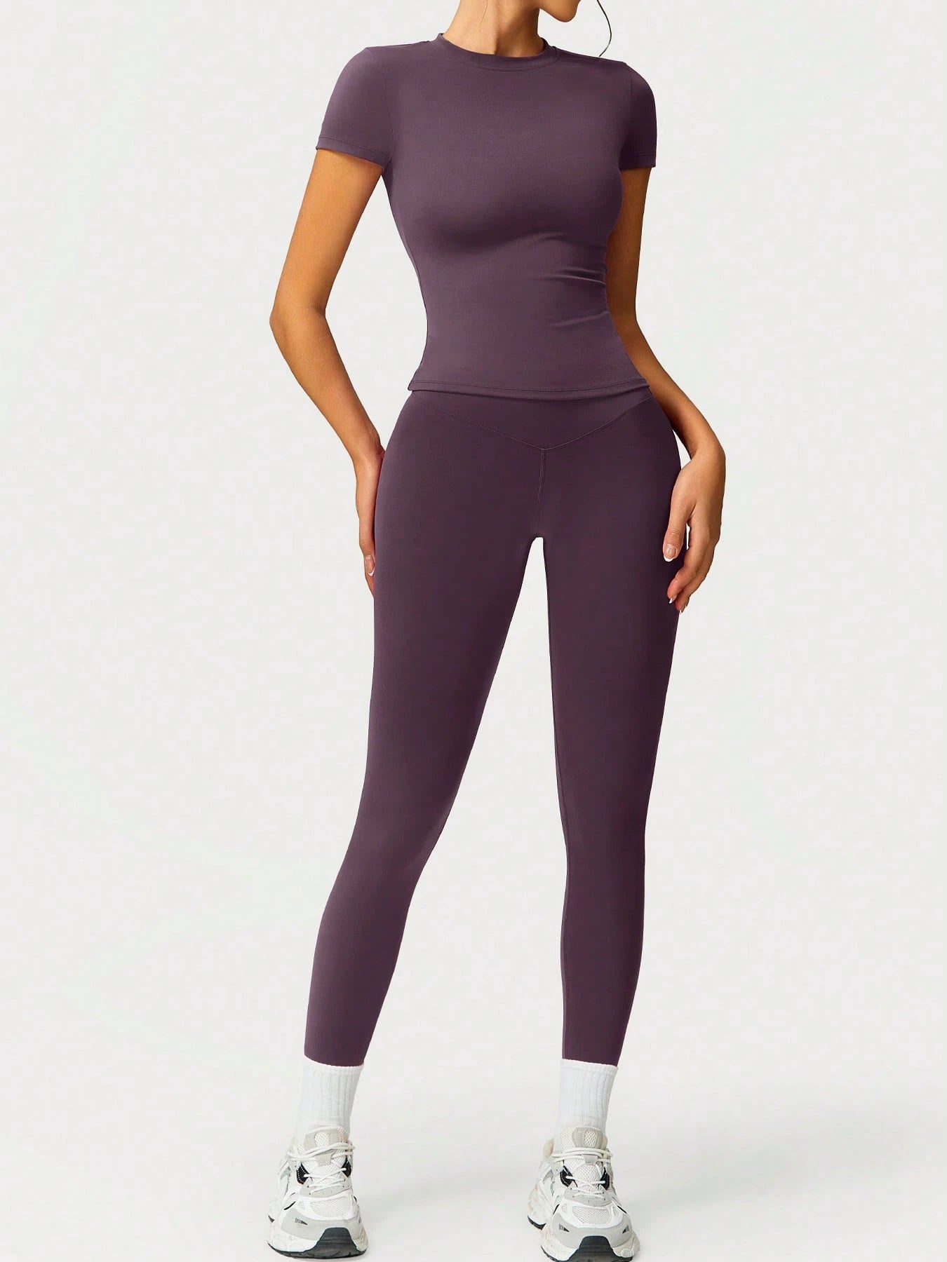 2pcs Women Soft Moisture Wicking Crew Neck Short Sleeve Top And Elastic Yoga Sports Pants