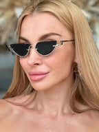 1pc Women's Half-Frame Square Metal Fashion Glasses shein