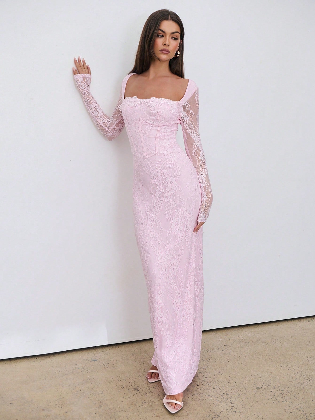 Sexy S-Shaped Lace Long Sleeve Cupped Corset Collar Slim Fitted Floor Length Dress shein